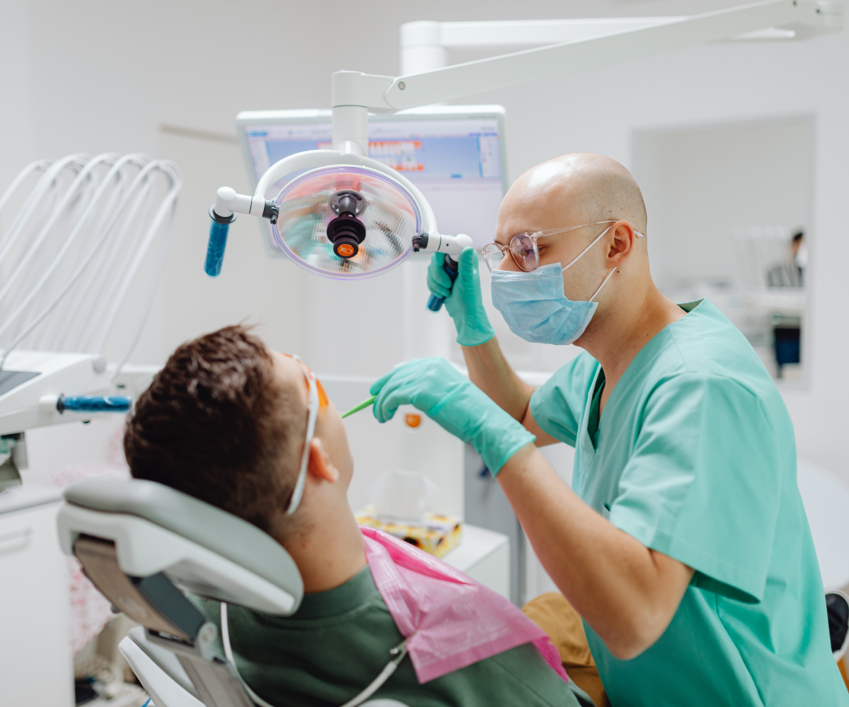Exploring the Benefits of Dental Automation Technology